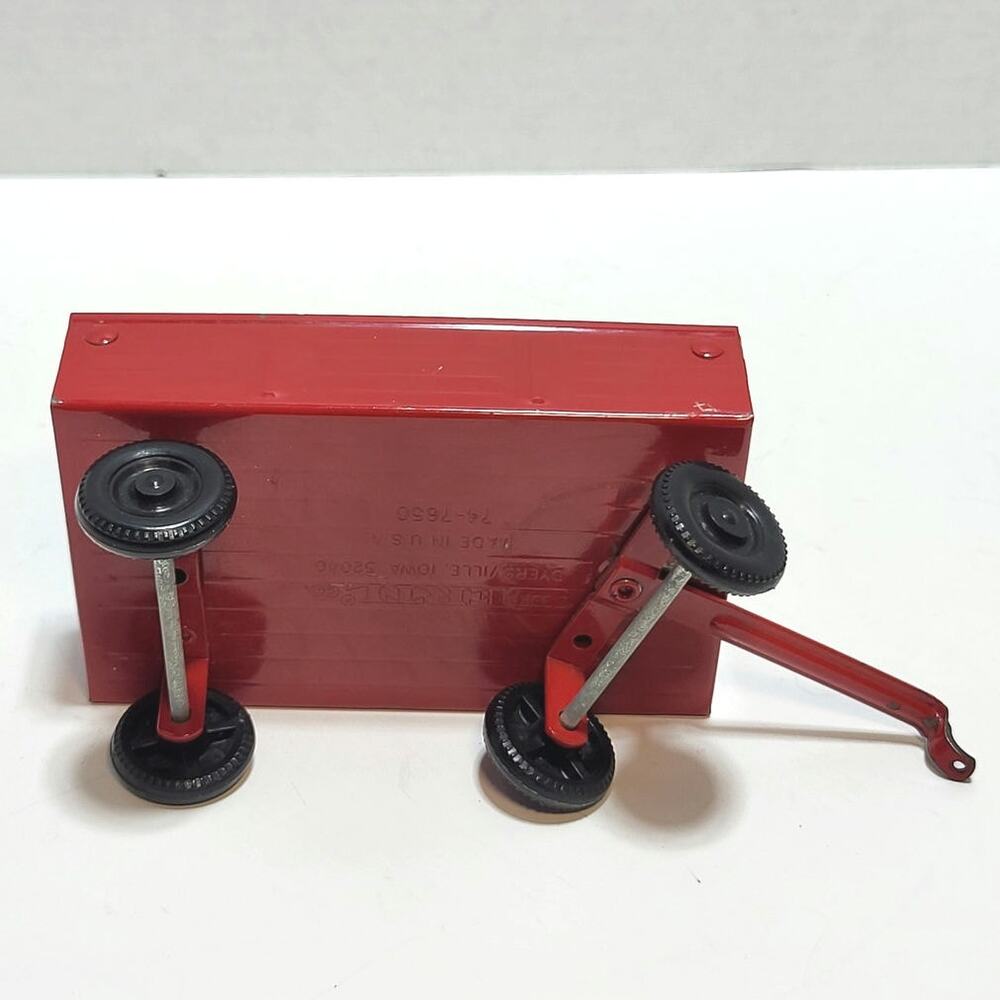 Vintage Ertl Red Metal Trailer Toy 74-7650 Made in USA Dyersville Iowa - Picture 5 of 7
